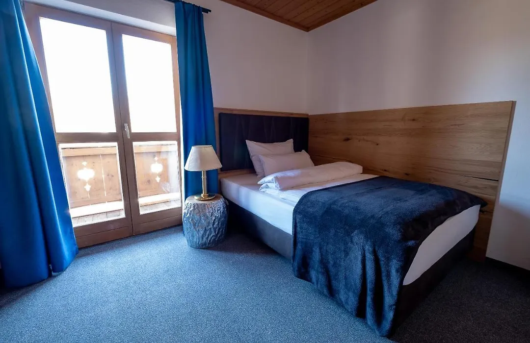 Sl Hotel-1
