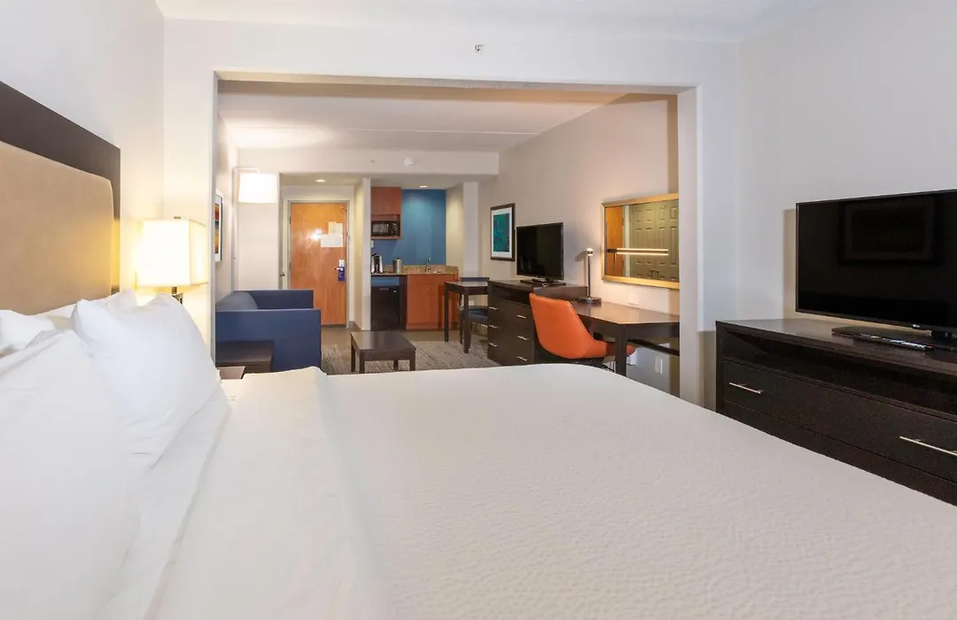 Holiday Inn Express Hotel & Suites Jacksonville Airport By Ihg-1