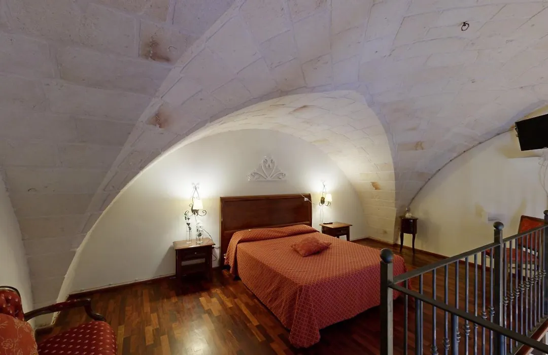 Relais Reggia Domizia-1