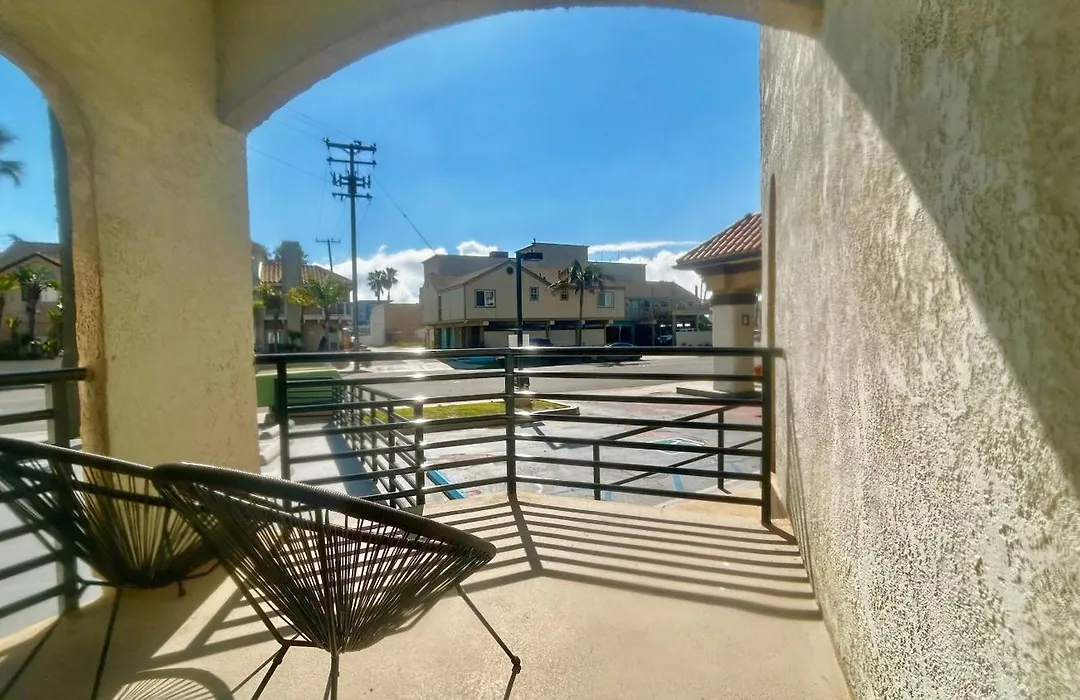 Huntington Beach Inn-1
