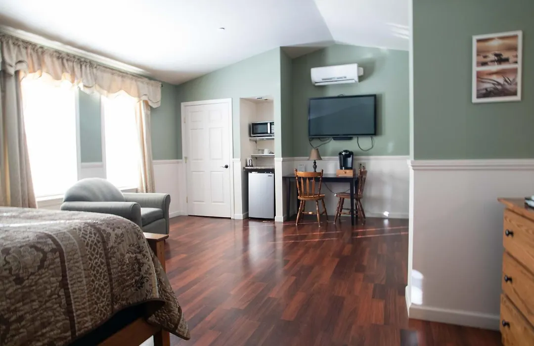 Swift River Suites-1