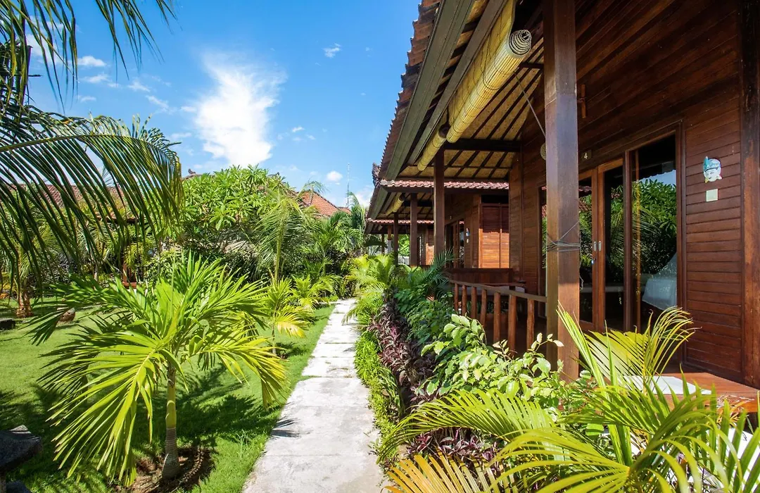 D'Muncuk Huts Lembongan-1