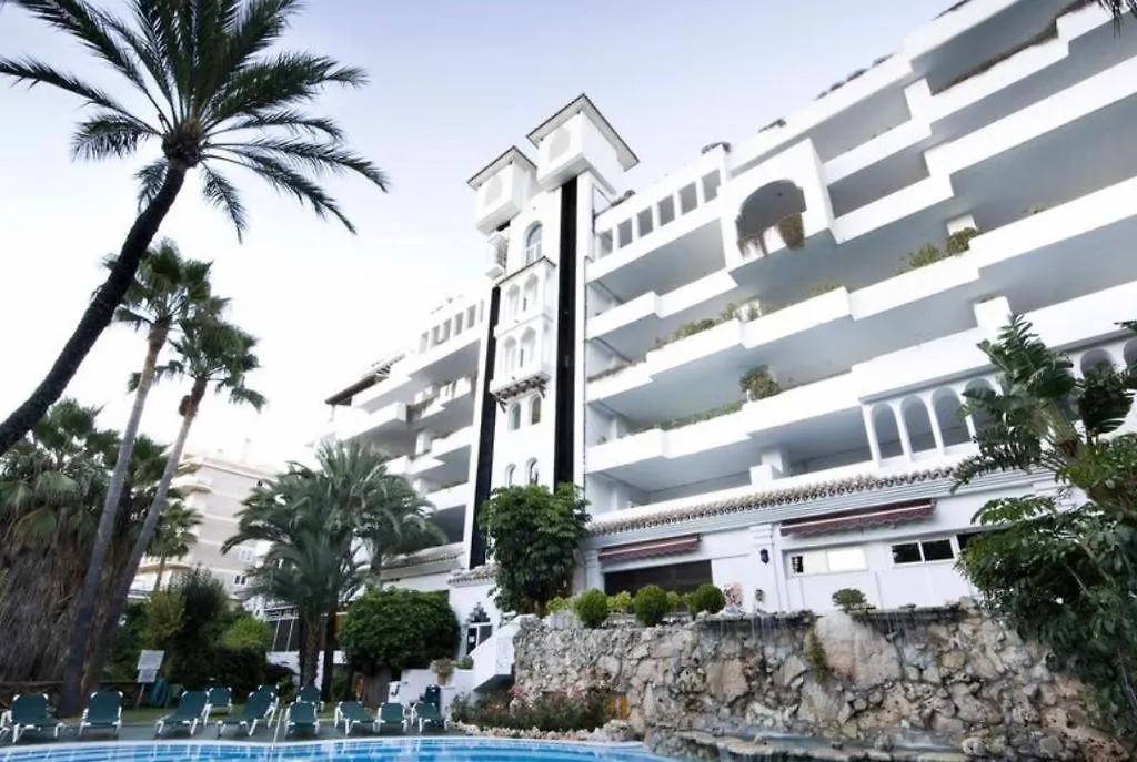 Marbella ático Apartahotel Sultán-1