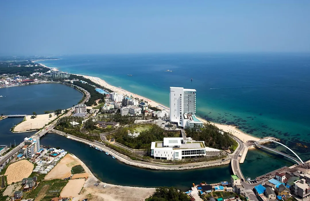 Seamarq Hotel-1