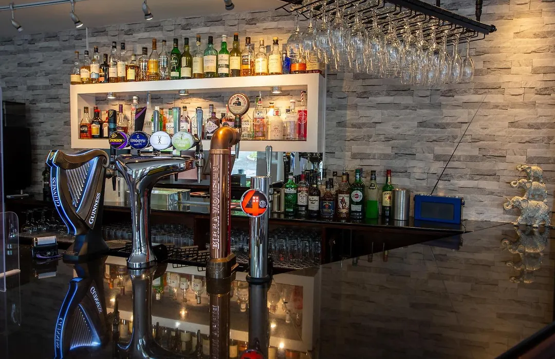 Rosslea Hall Hotel-1