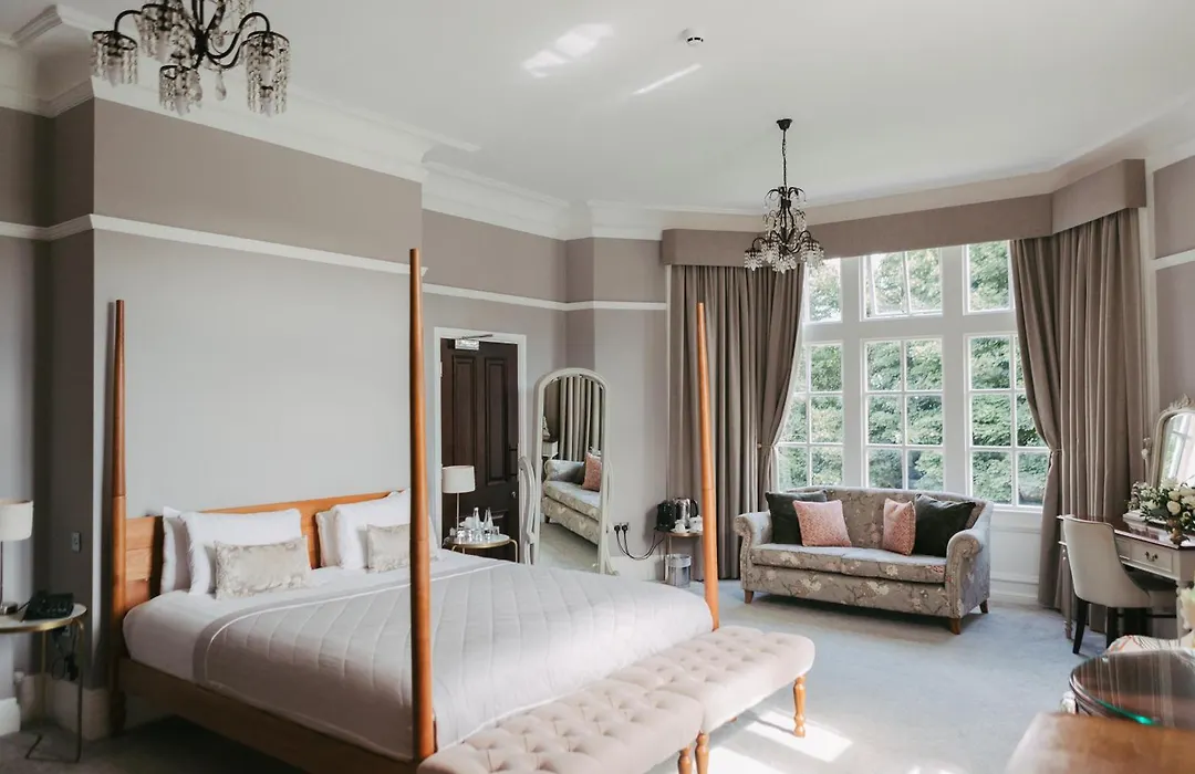 Woodlands Hotel-1