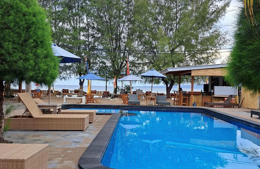 Sandy Beach Bungalows-1