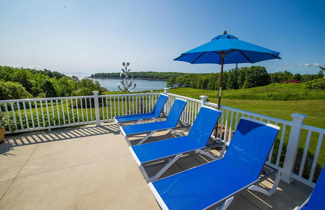 Strawberry Hill Seaside Inn-1