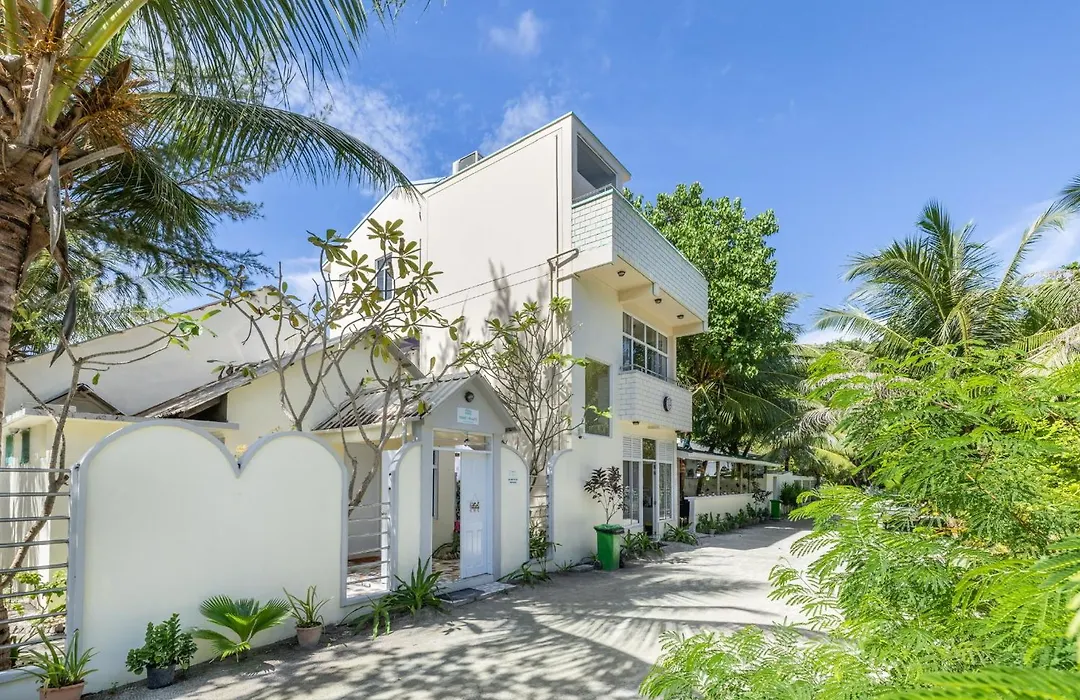 Three Hearts Guesthouse And Villas-1