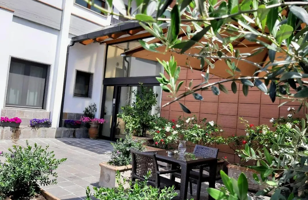 Hotel La Villetta-1