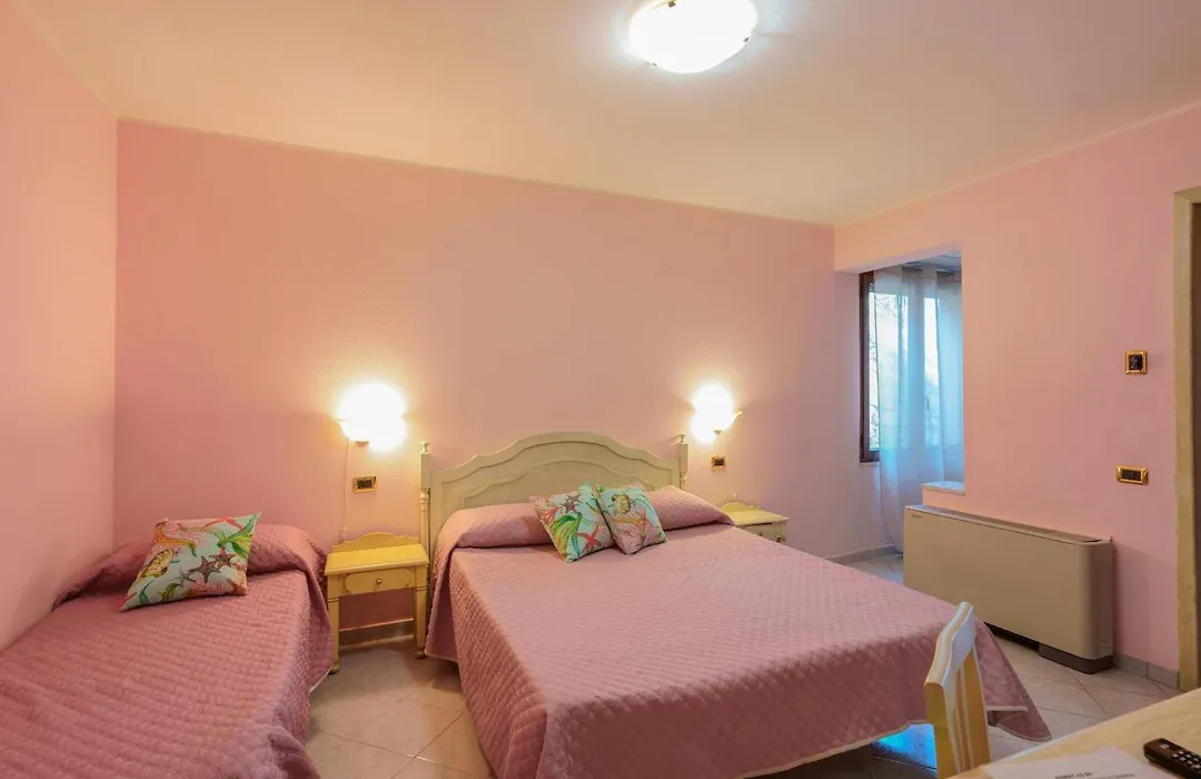 Hotel Solanas-1