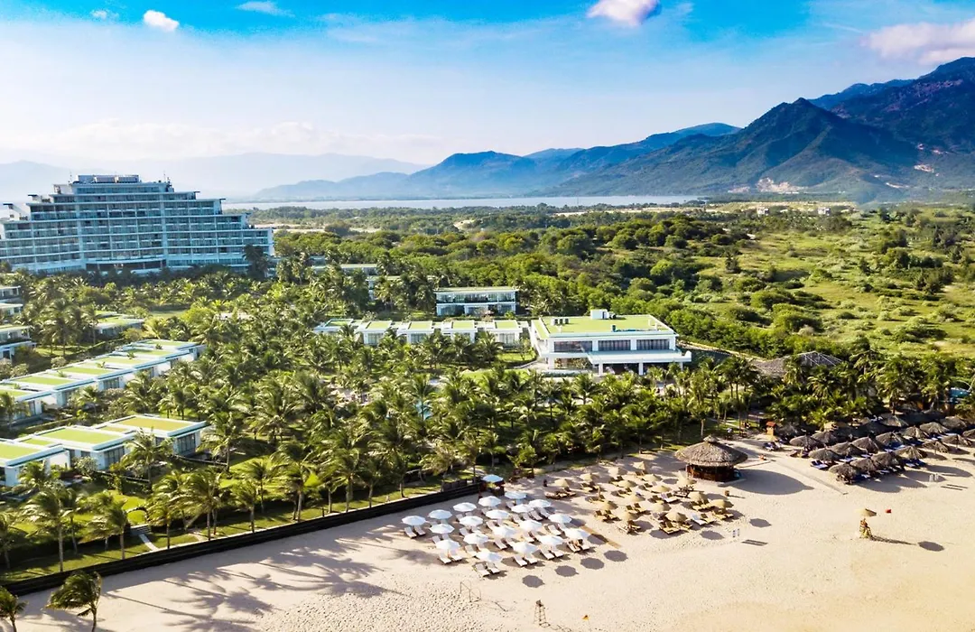 Cam Ranh Riviera Beach Resort&Spa-1