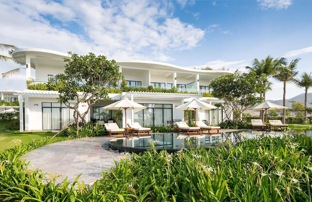 Cam Ranh Riviera Beach Resort & Spa-1