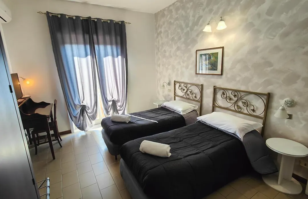 Tk Hotel-1