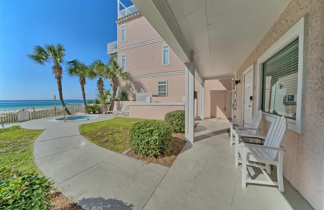 Pineapple Villas-1