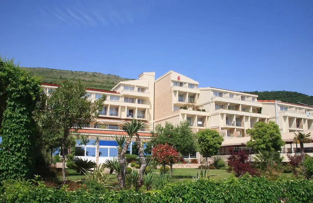 Hotel Palas-1