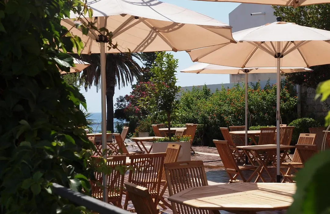 Hotel Palas-1