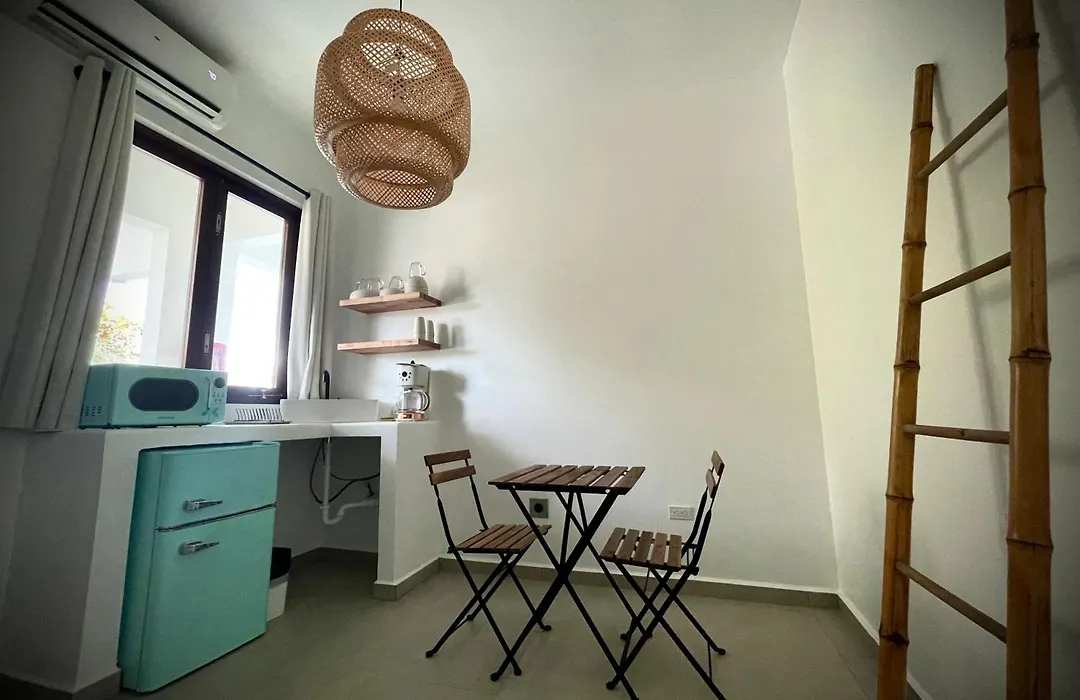 1 Corcega Beachfront Suites-1
