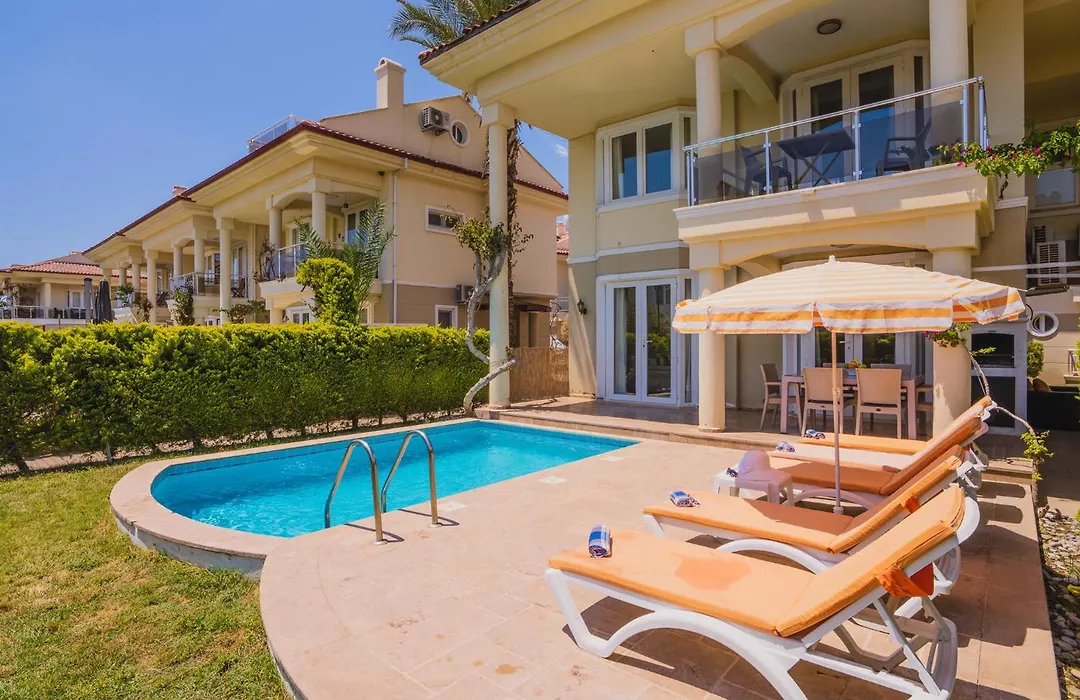 Sunset Beach Villas&Apartments-1