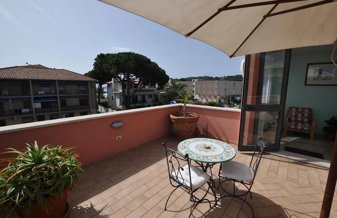 Hotel Mistral-1