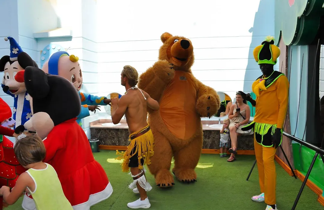 Gravity Hotel & Aqua Park Sahl Hasheesh Families And Couples Only-1