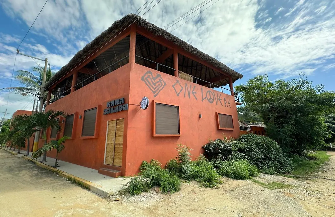 One Love Hostal Puerto Escondido-1