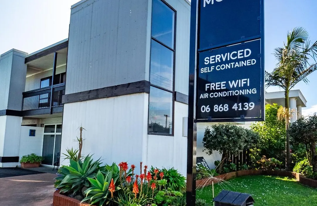 Waikanae Beach Motel-1