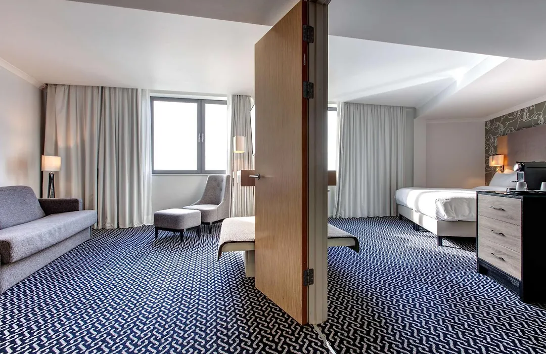 Radisson Blu Waterfront Hotel, Jersey-1