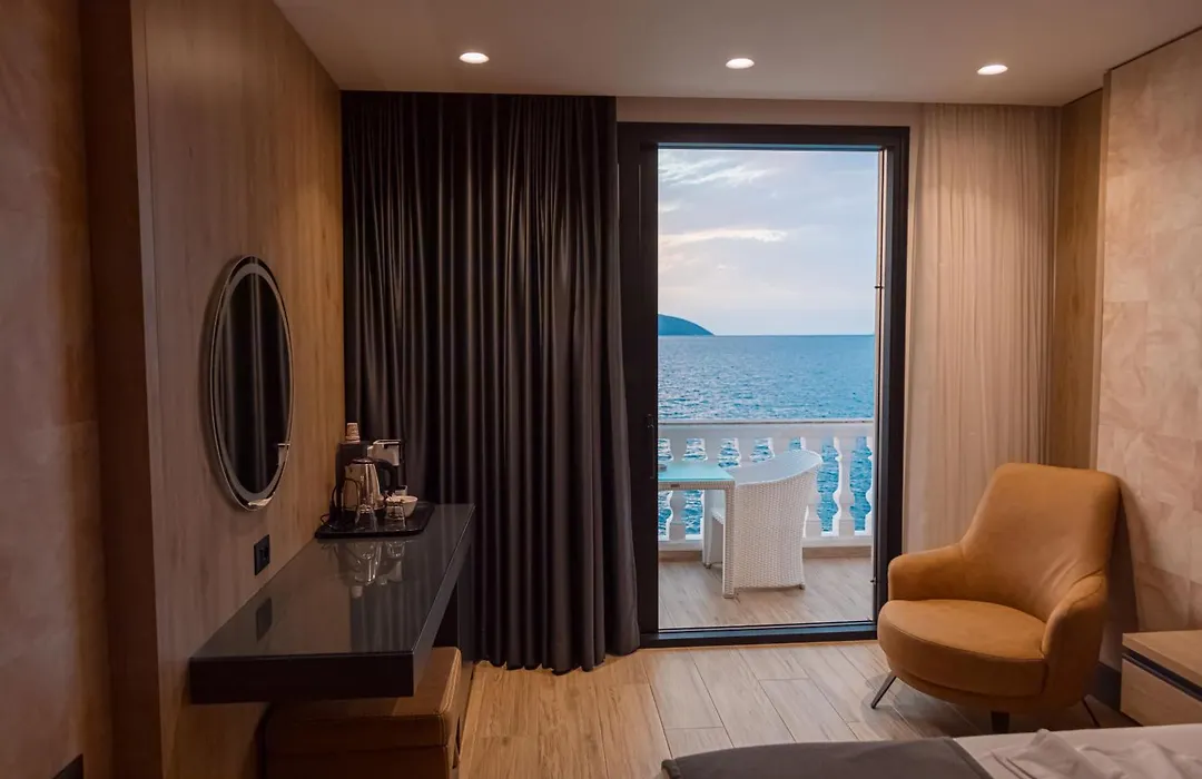 Hotel Liro - Adults Only-1
