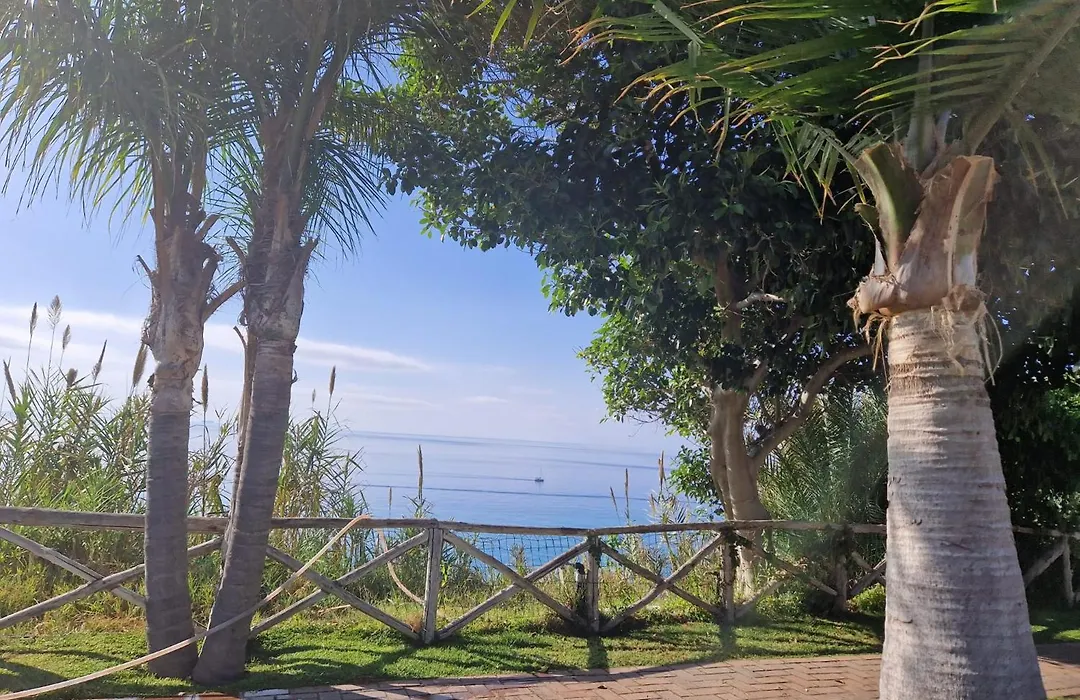 Hotel Villaggio Cala Di Volpe-1