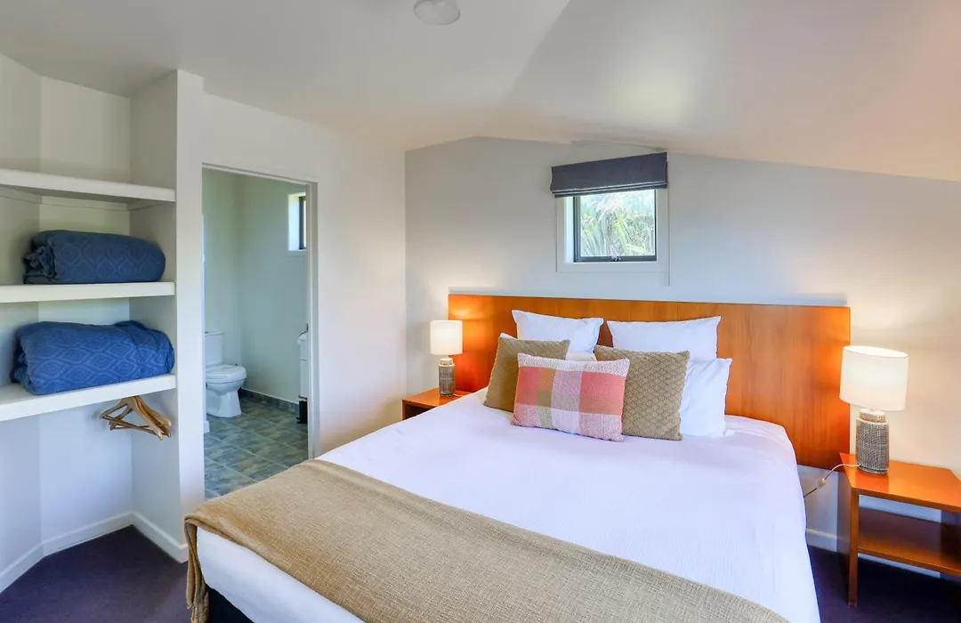 Castaways Resort-1