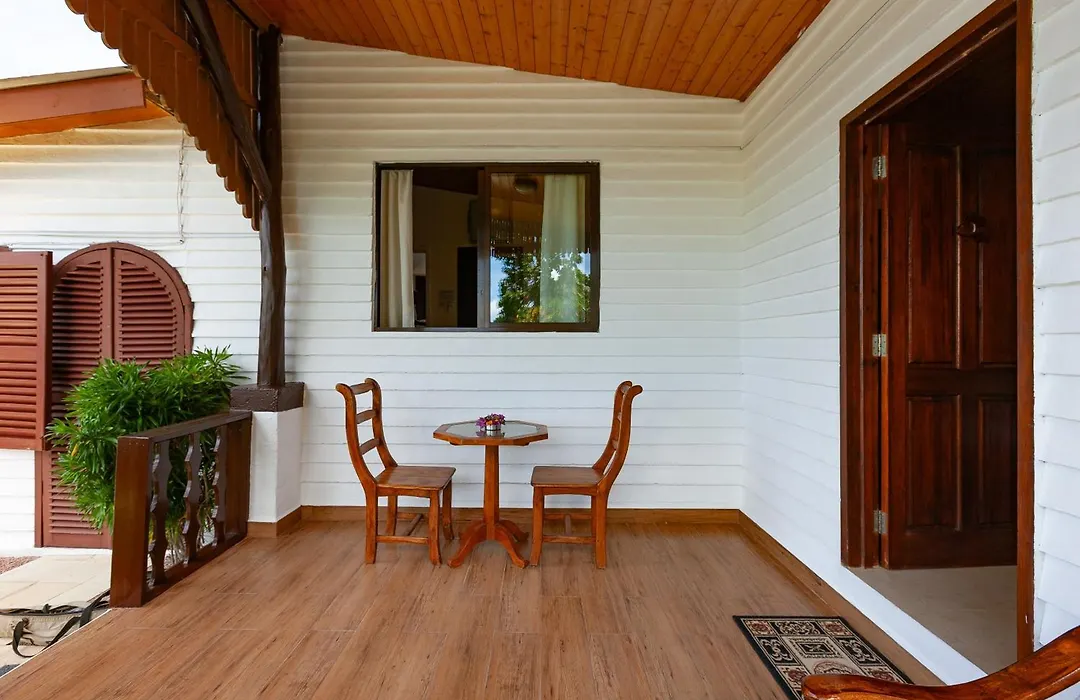 Chalets Cote Mer-1