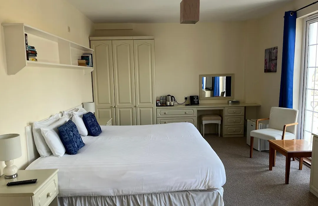The Prince Of Wales Hotel-1