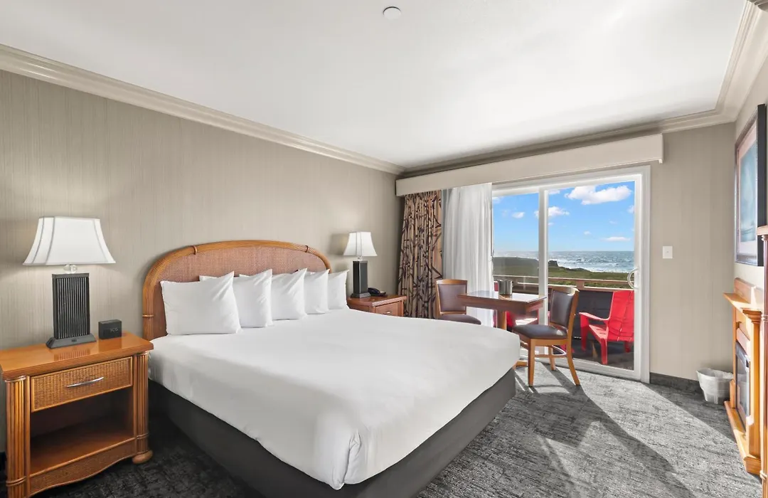 Surf And Sand Lodge-1