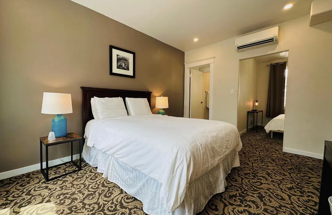 The Edgewater-1
