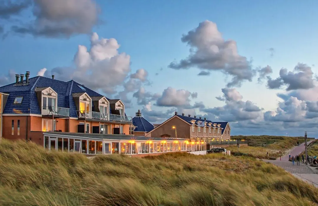 Strandhotel Noordzee-1