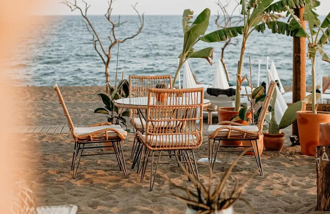 Raw Beach Hotel-1