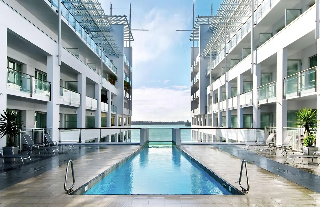 Hilton Auckland-1