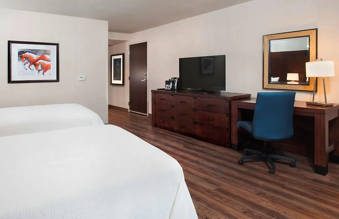 Hilton Garden Inn Burbank Los Angeles-1