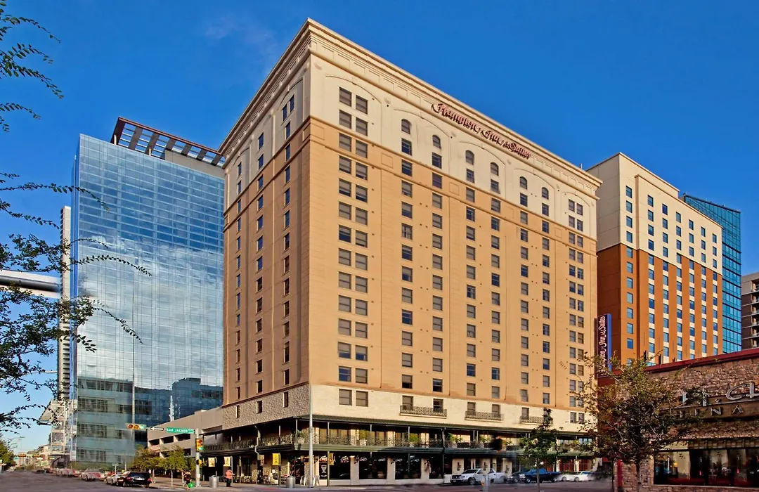 Hampton Inn & Suites Austin - Downtown-1