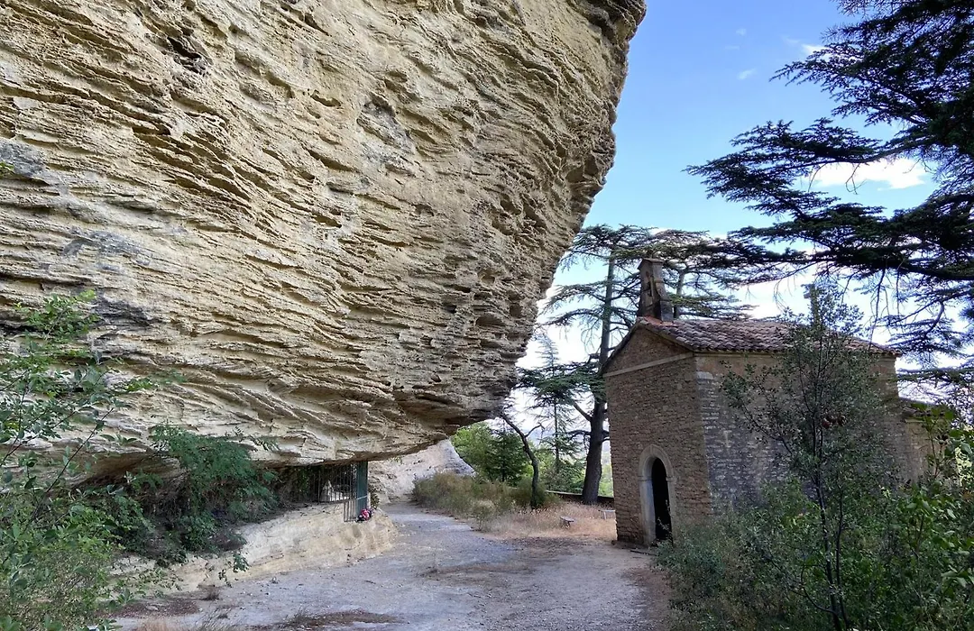 Hôtellerie Notre Dame de Lumières-1