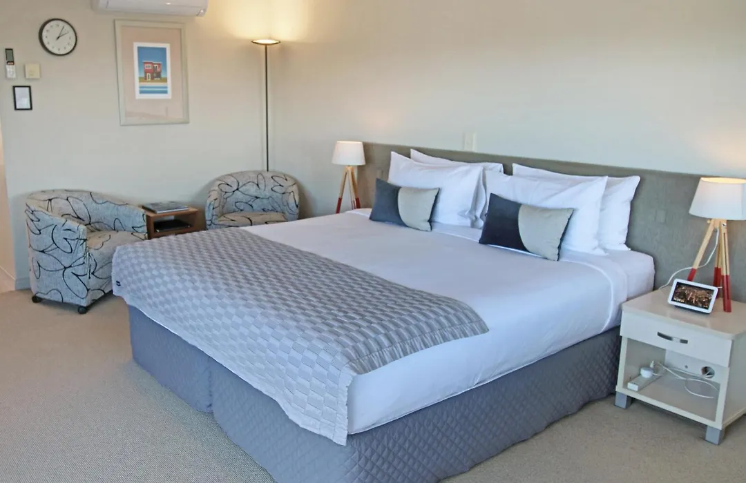 Whangaparaoa Lodge-1