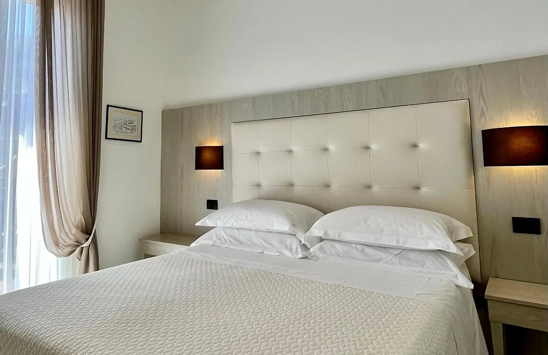 Albergo Degli Amici-1
