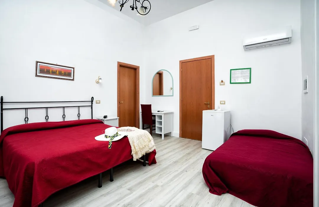 Hotel Fontana-1