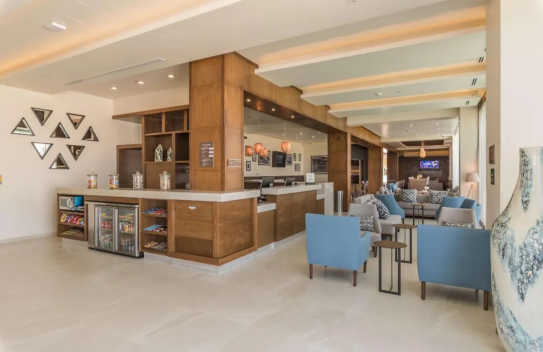 Hampton Inn & Suites By Hilton Salamanca Bajio-1