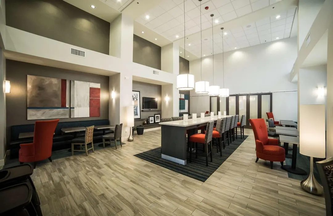 Hampton Inn & Suites Tempe/Phoenix Airport, Az-1