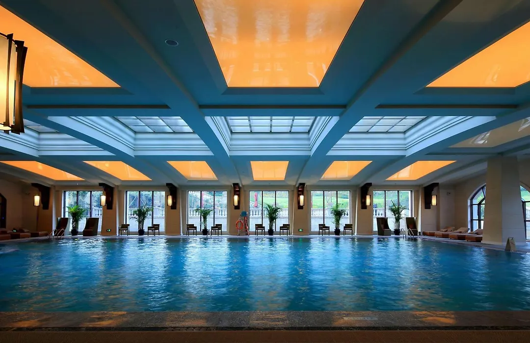 Hilton Qingdao Golden Beach-1
