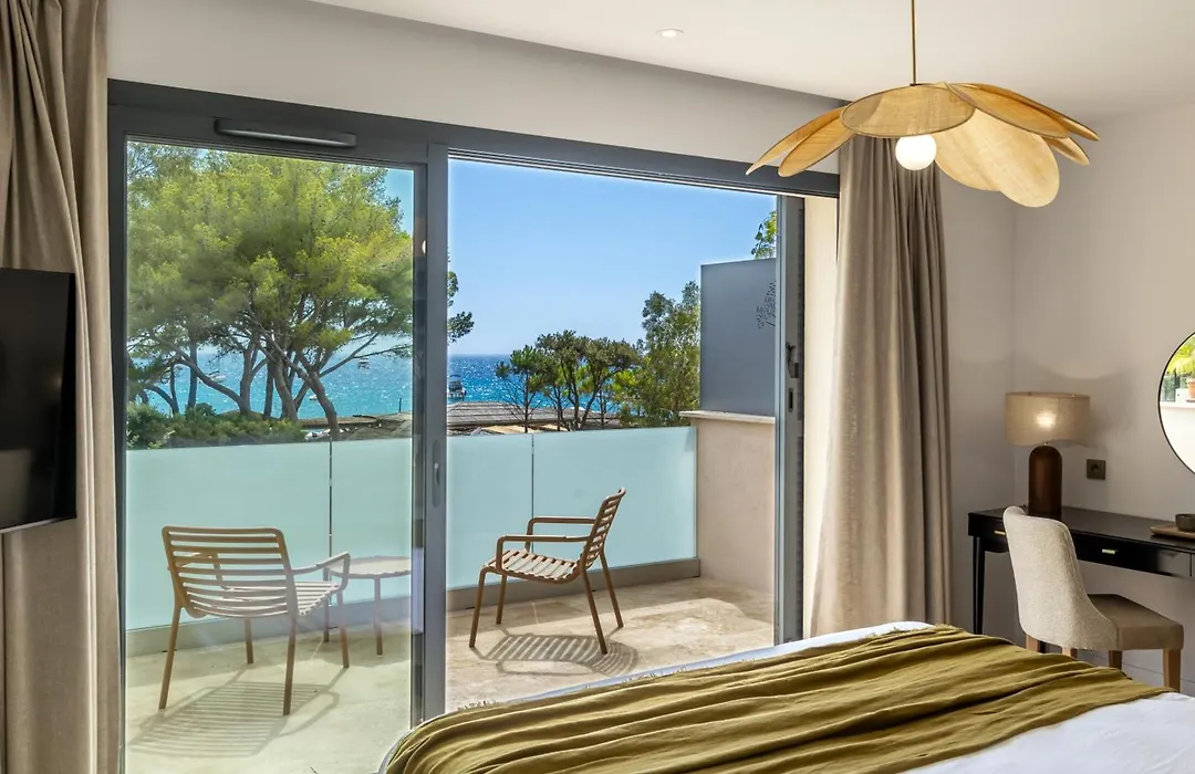 Le Refuge - Gigaro Lodges-1