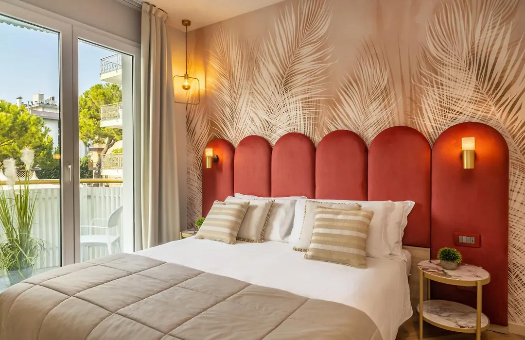 Salus Smart & Chic Hotel-1