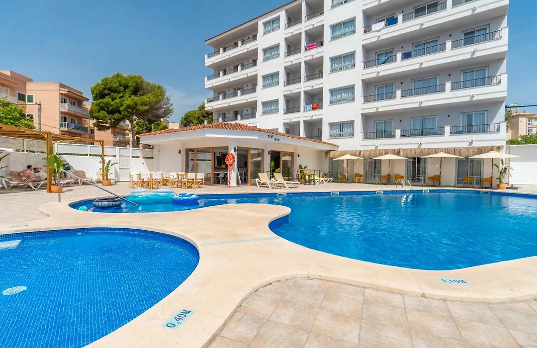 Hostal Alzina-1